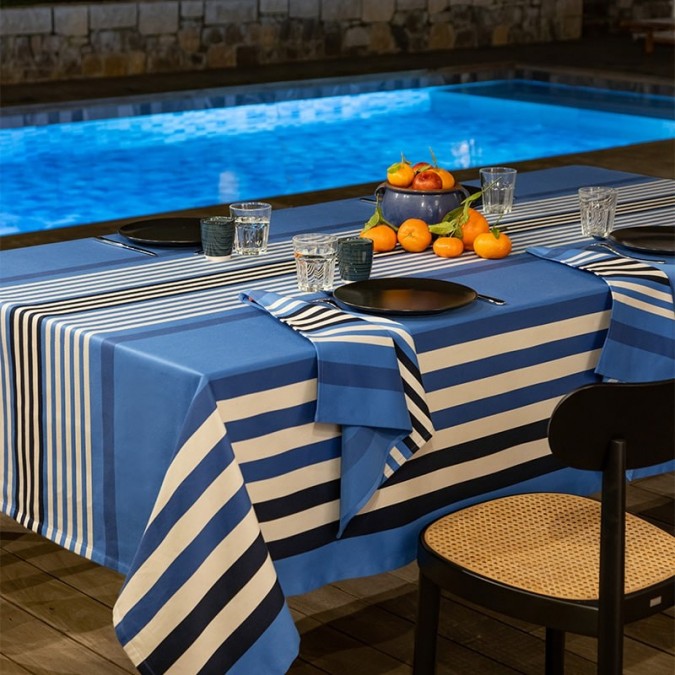 Anti-stain tablecloth with blue and white stripes in cotton