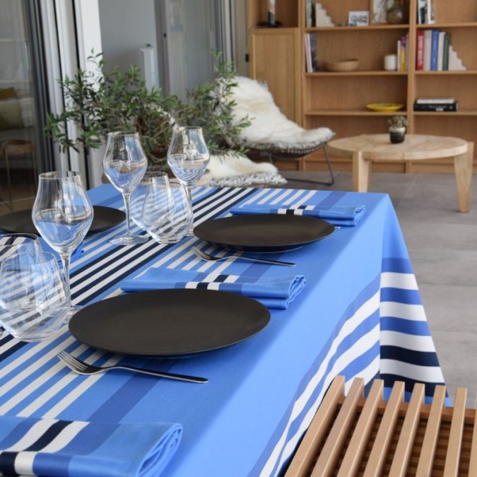 Premium blue and white tablecloth