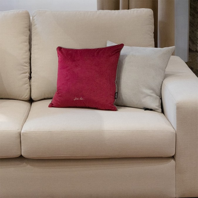 Beige sofa in high-quality fabric with a sophisticated, elegant design