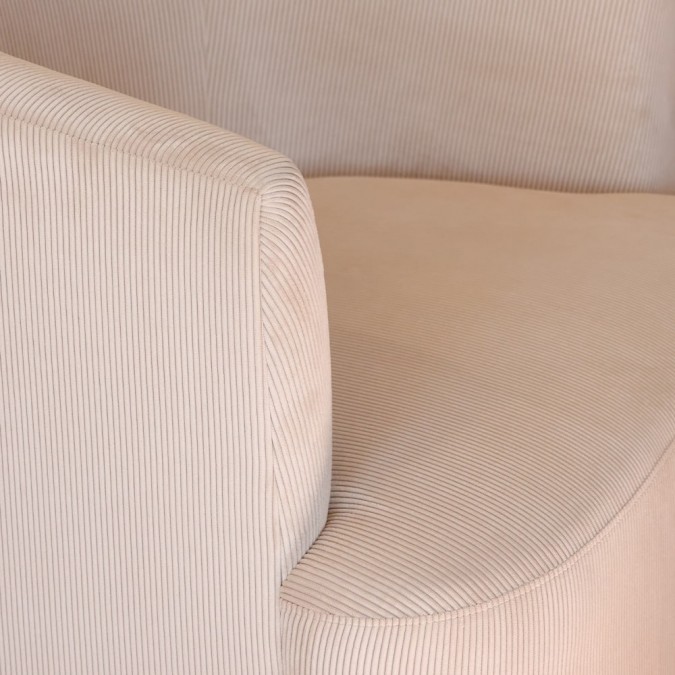 Fauteuil beige design rond tendance en velours doux