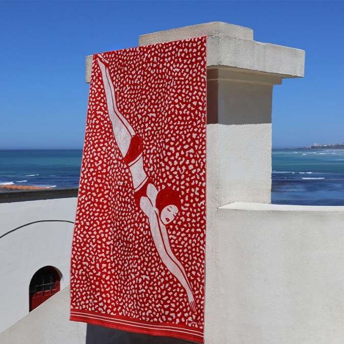 Drap de plage Baigneuse Rouge Cuit certifié Oeko-Tex