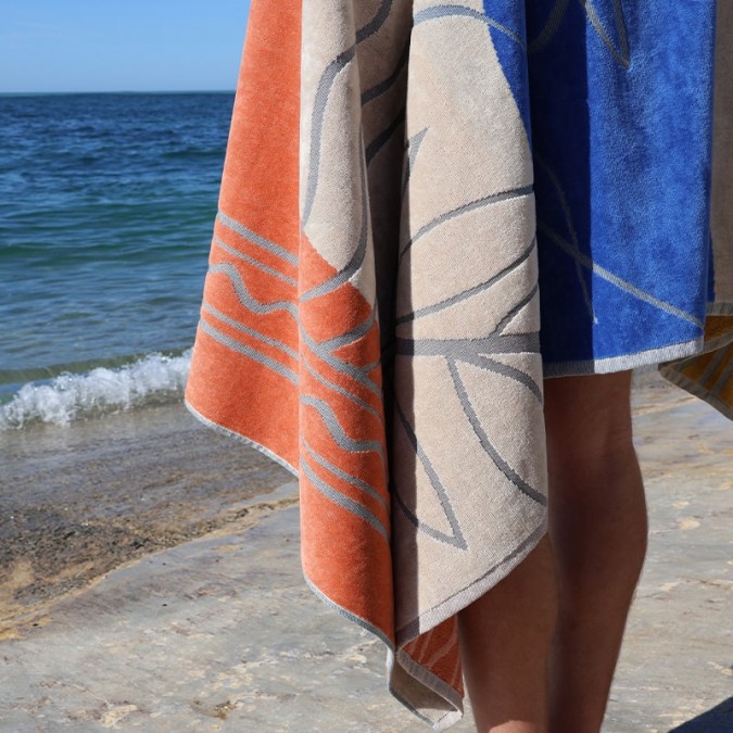 Colourful 100% cotton beach towel