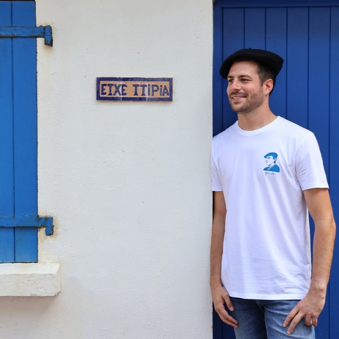 Tee-shirt en coton biologique d'inspiration basque