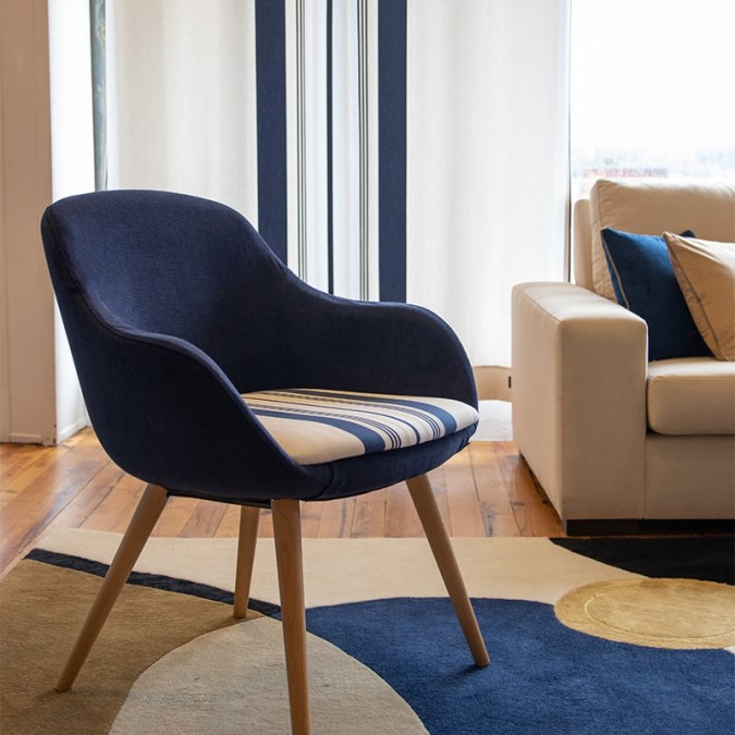 Sillón Azal Itsaso Marine con elegante tejido Donibane Minuit
