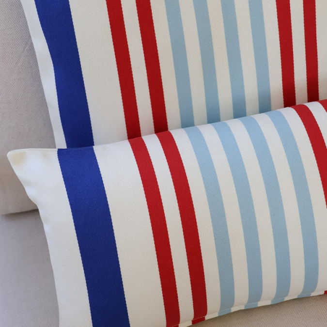 Housse de coussin à rayures pour décoration maison bord de mer
