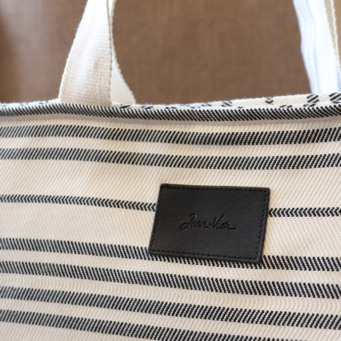 Sac shopping à rayures noires et beiges en tissage Jacquard