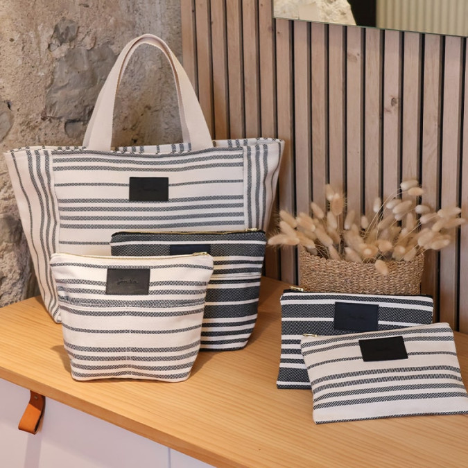 Trousse de toilette en coton beige à rayures basques noires