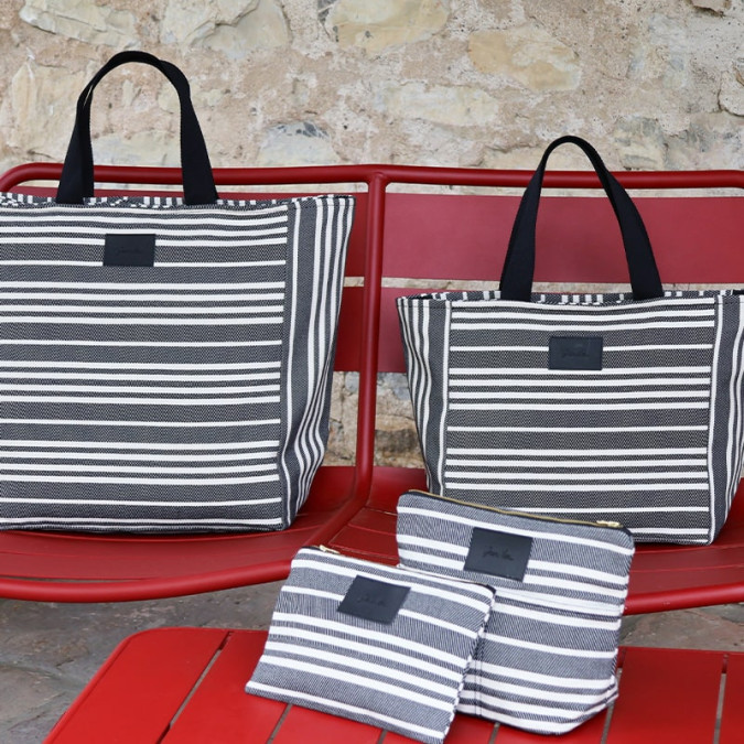 trousse de toilette bagagerie noir et blanc à rayures raffinées
