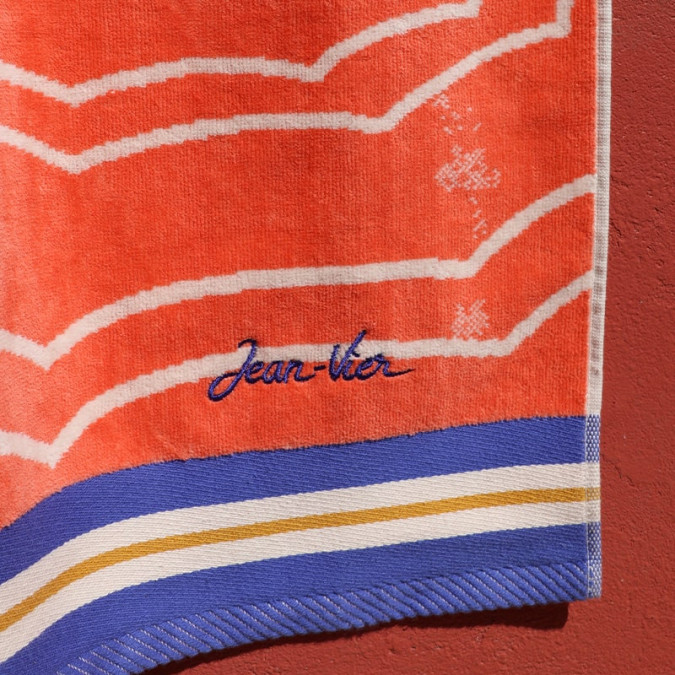 Drap de plage haute qualité à illustration parasols de plage à rayures orange et bleu