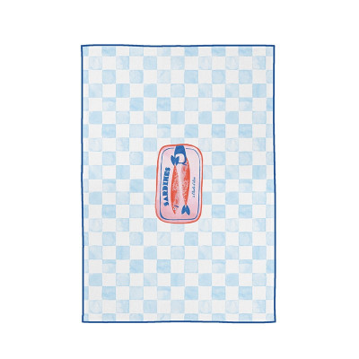 toallas de mano de cuadros guinga azules y blancos con estampado de sardinas