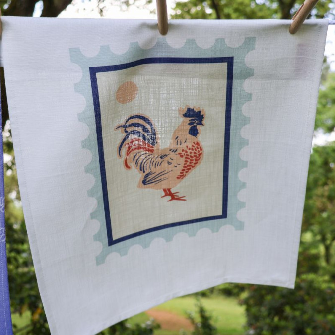 Toalla de mano de algodón Kotoia Coq Bleu con un estampado