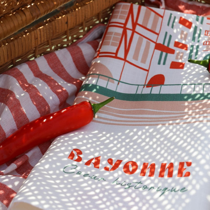 Toalla de mano Kotoia Bayonne Red estampada en algodón flameado