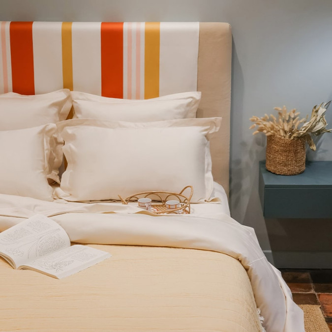 Parure de linge de lit d'hôtel de luxe en satin de coton haut de gamme