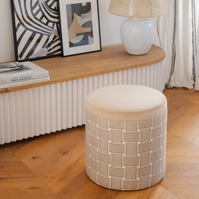 Unai Zinta Bronze Pouffe - Lion in Jacquard and high-quality velvet