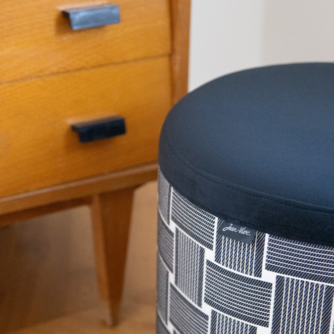 Pouf Unai Zinta Ebene - Fusain en velours et tissage Jacquard