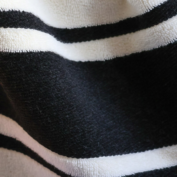 Drap De Bain Plaza Ecru/Noir en coton de qualité luxe