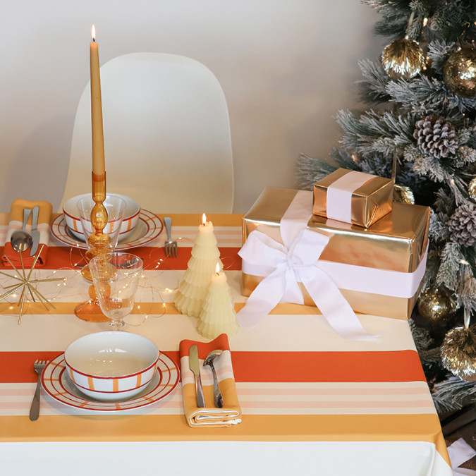 Nappe Pampelune Tournesol aux rayures oranges en satin de coton