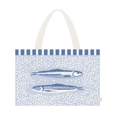 Blue fish-patterned beach bag