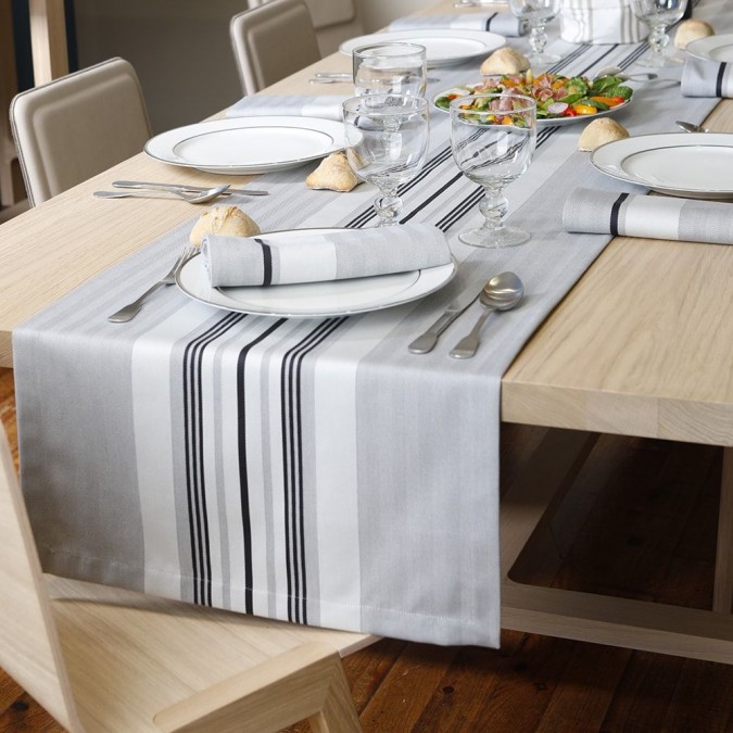 Chemin de table - Damier - 27 cm x 5 m