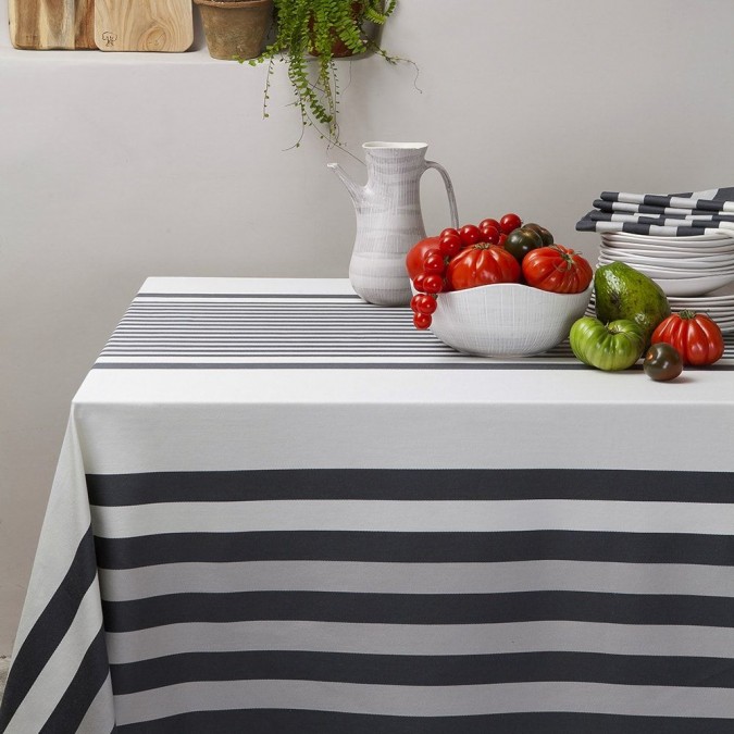 Modern and elegant Ainhoa Tablecloth