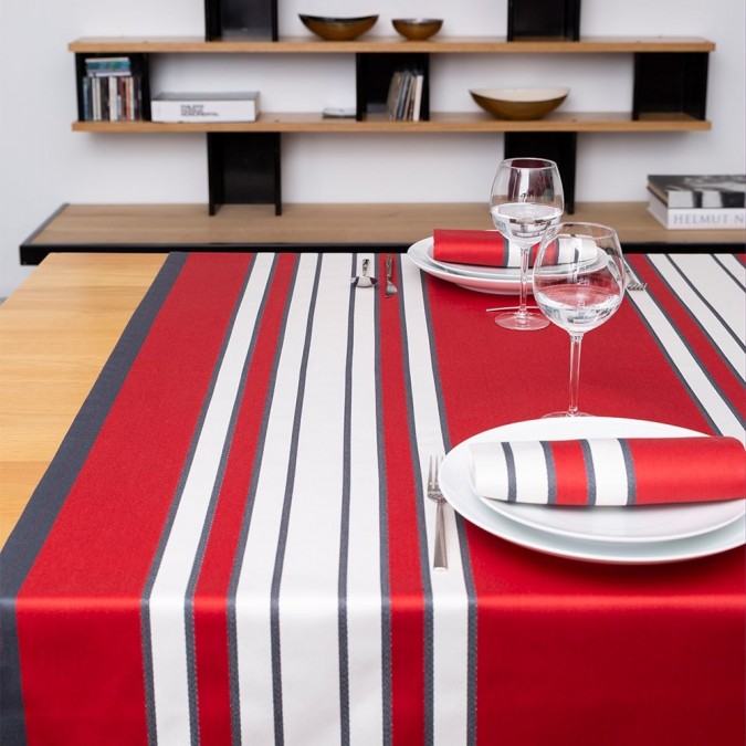 Nappe de table Espelette haut de gamme et couleur rouge