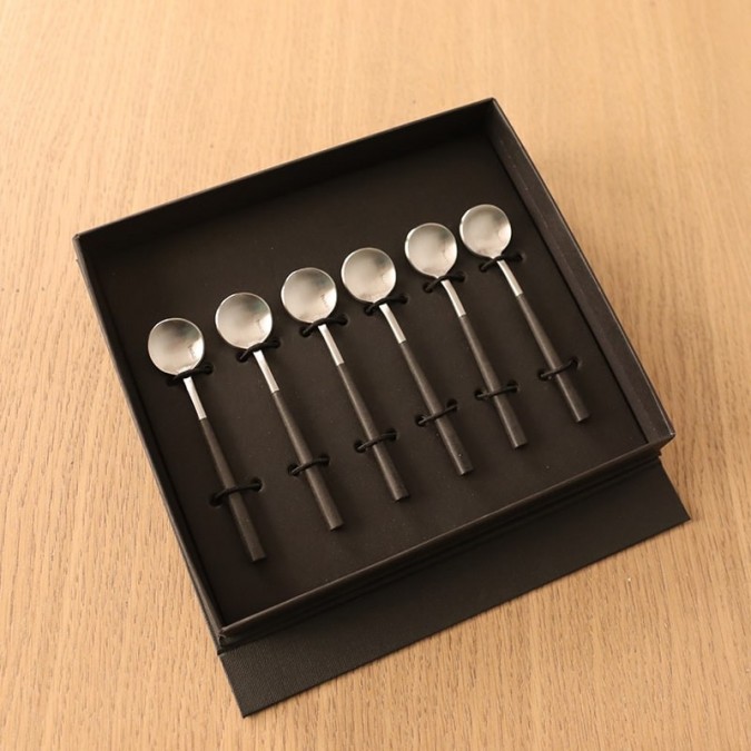 Coffret 6 cuillères à café design noir en acier inoxidable