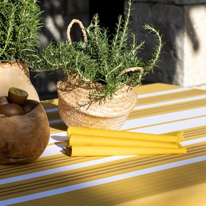 Napkin yellow ochre color in high quality cotton